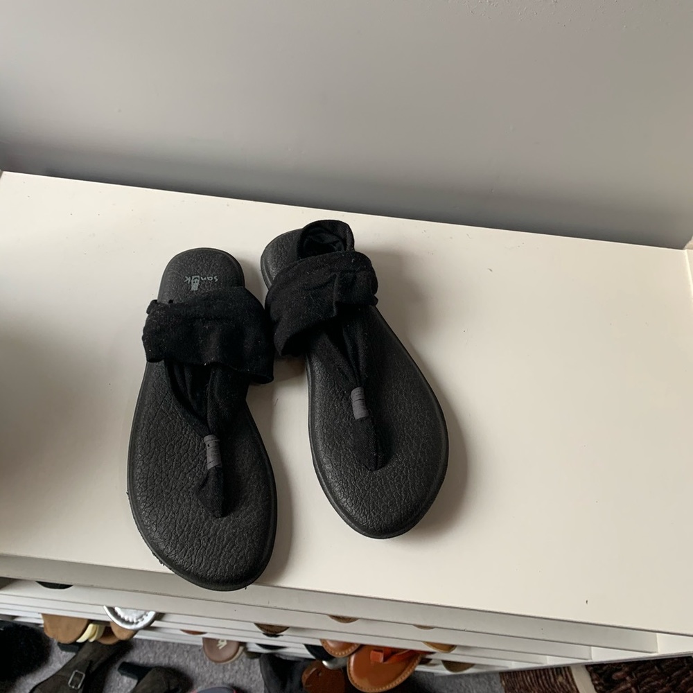 Black Sandals Sanuk